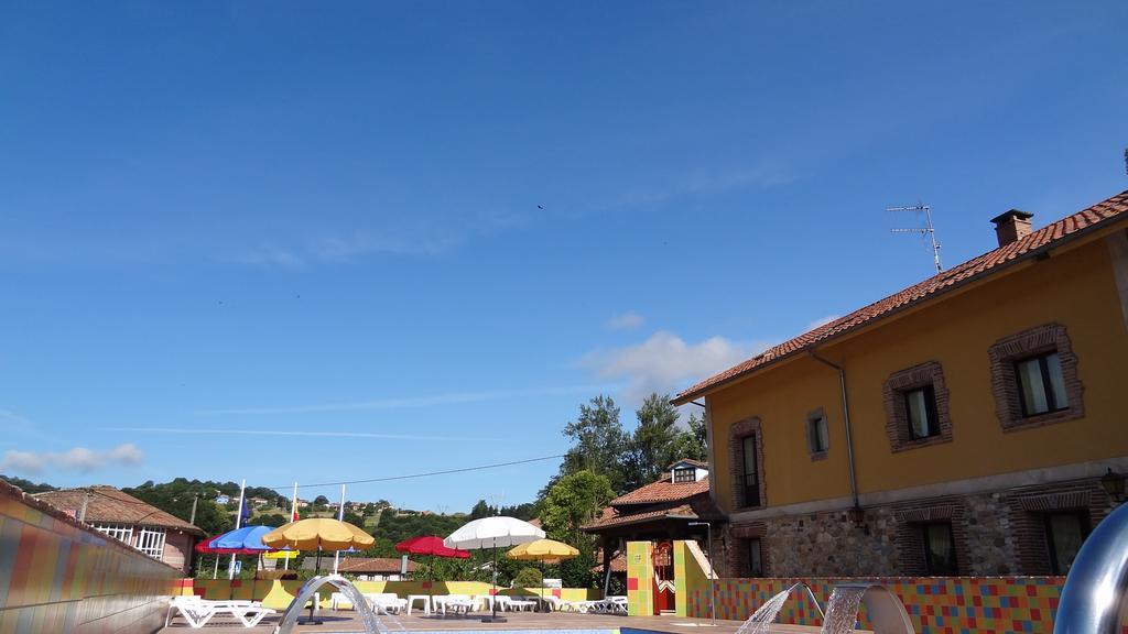 Conjunto Hotelero La Pasera Soto De Cangas Extérieur photo