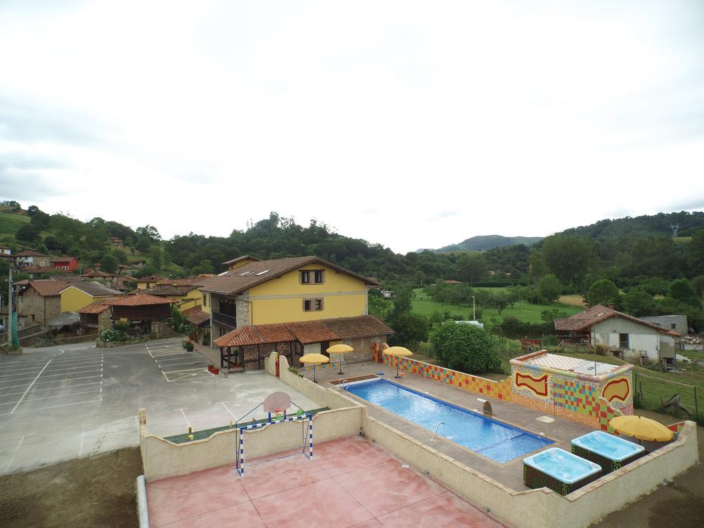 Conjunto Hotelero La Pasera Soto De Cangas Extérieur photo