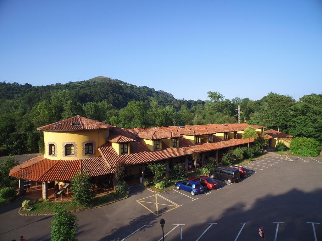 Conjunto Hotelero La Pasera Soto De Cangas Extérieur photo