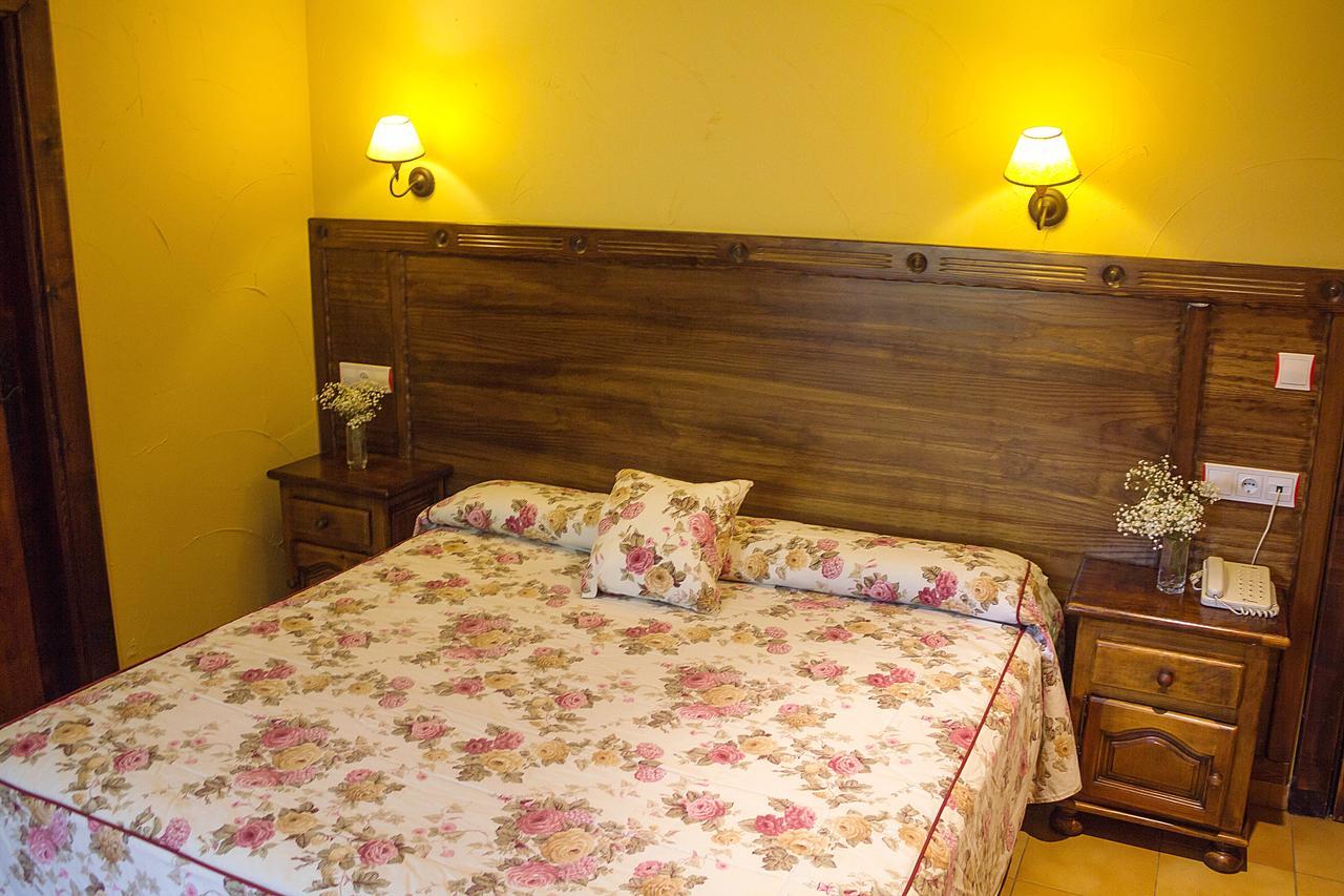 Conjunto Hotelero La Pasera Soto De Cangas Extérieur photo